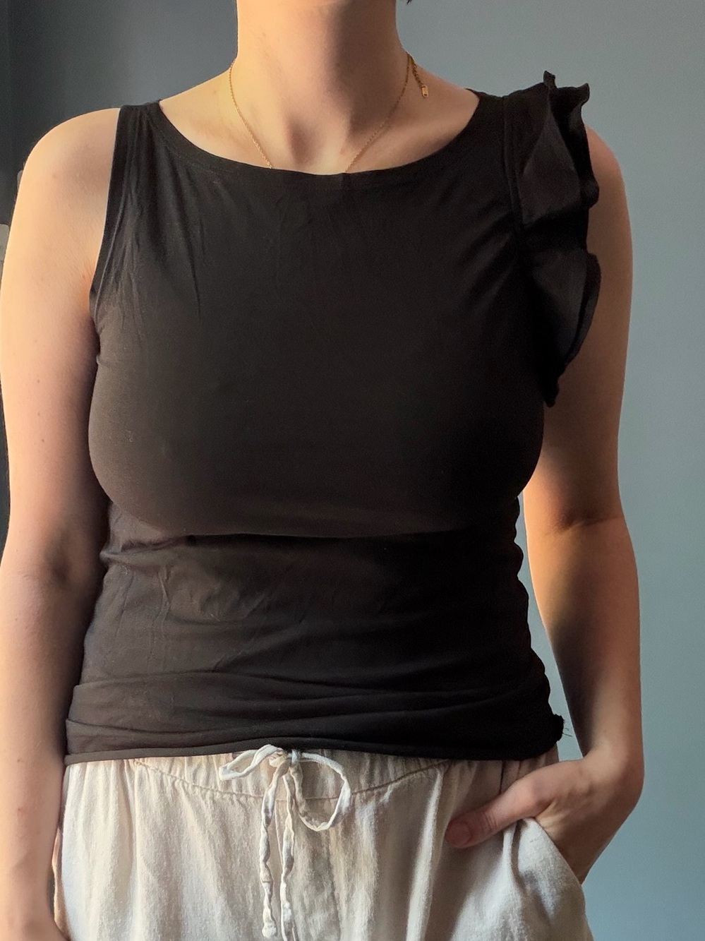 Grace Black Ruffle-Shoulder Tank Top